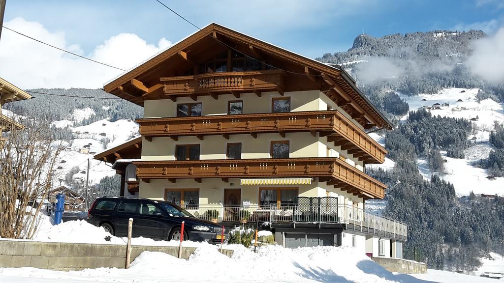 Landhaus Tipotsch Hotel Schwendau Exterior foto