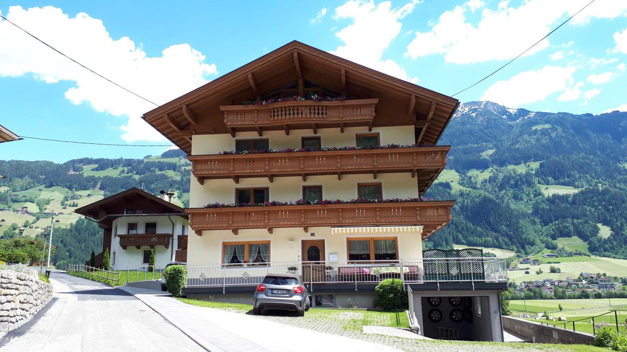 Landhaus Tipotsch Hotel Schwendau Exterior foto